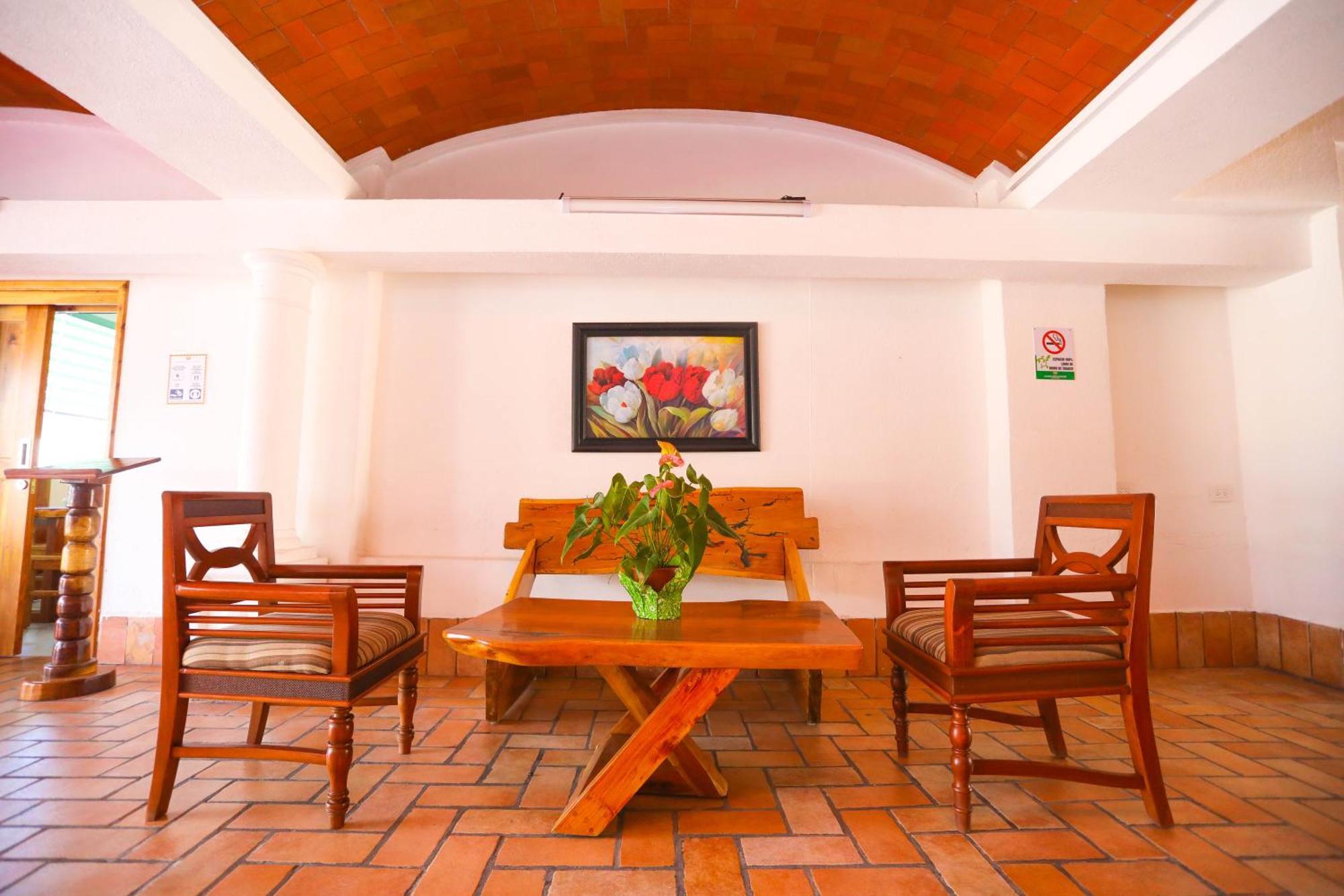 Hotel Maria de Lourdes Cancún Exterior foto