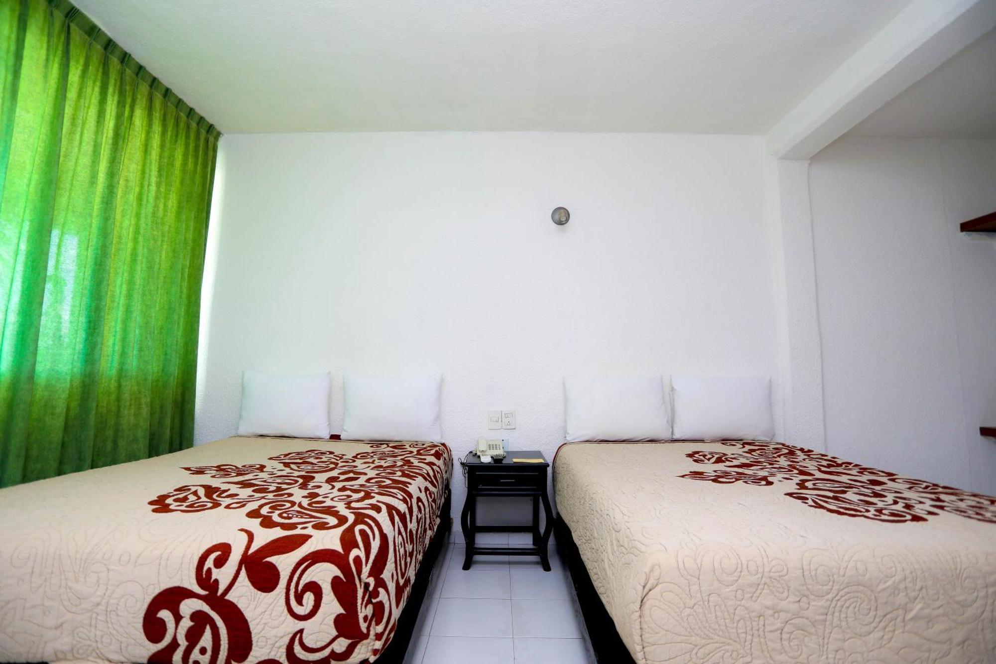 Hotel Maria de Lourdes Cancún Exterior foto