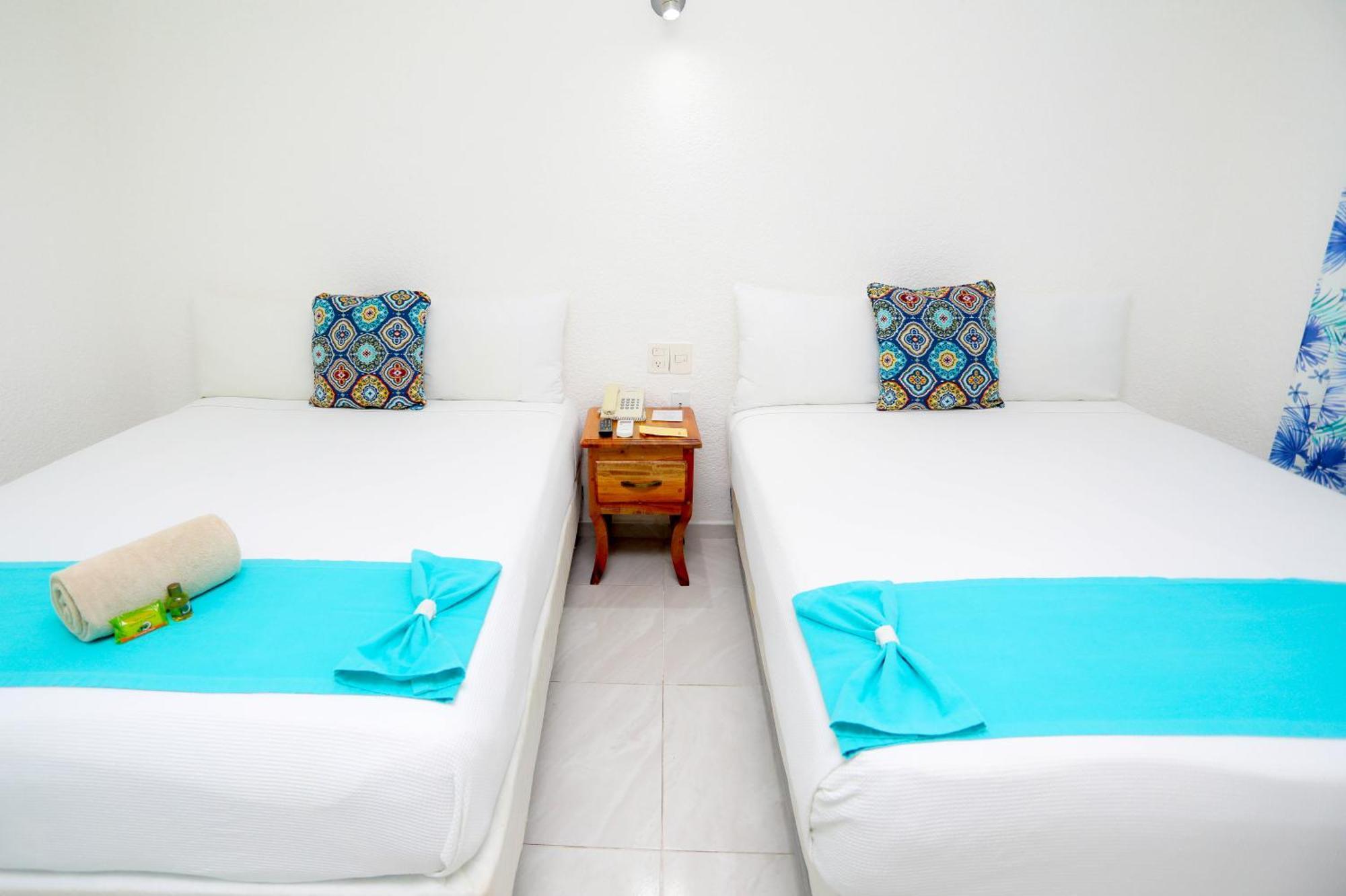 Hotel Maria de Lourdes Cancún Exterior foto