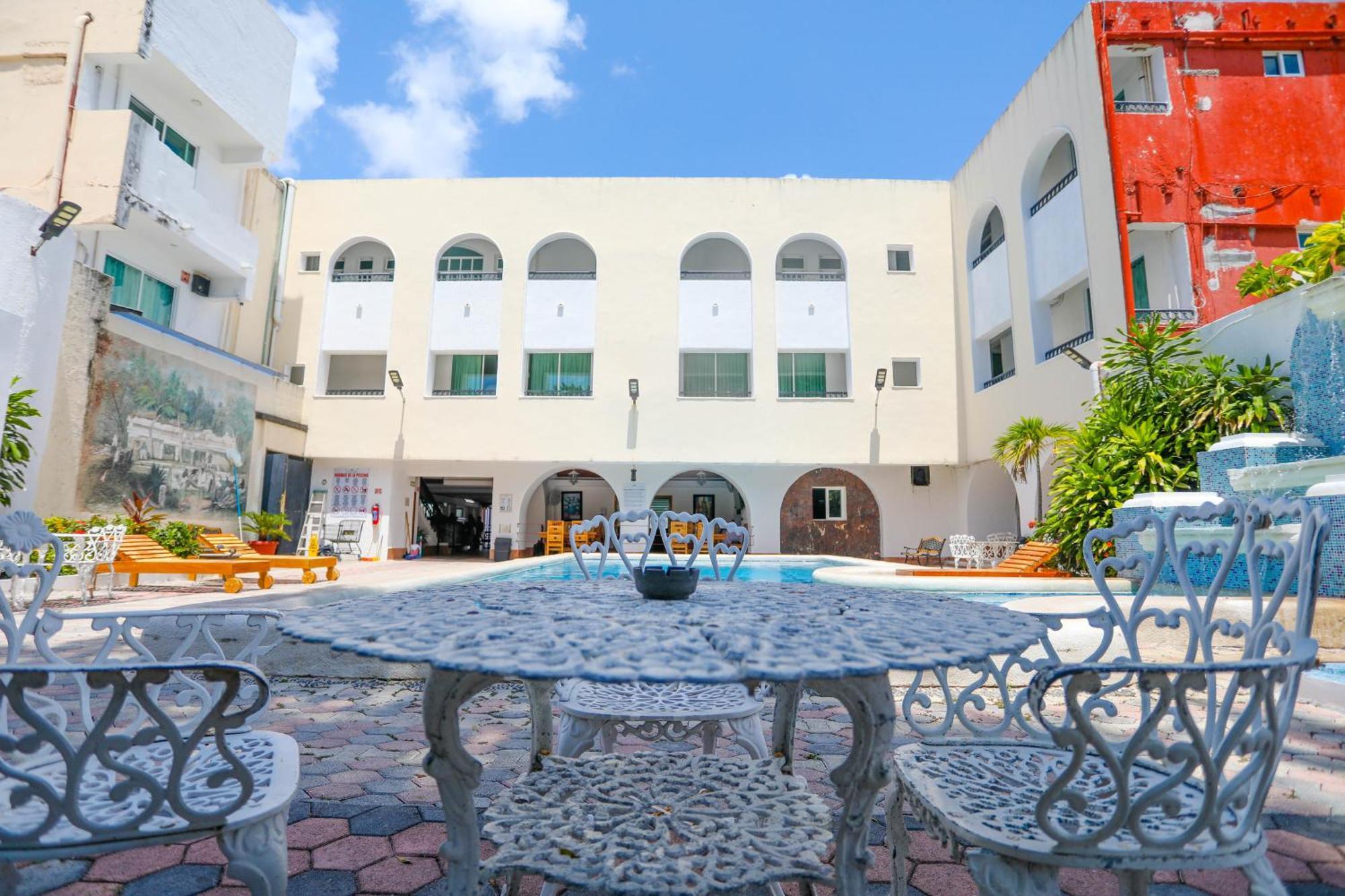 Hotel Maria de Lourdes Cancún Exterior foto