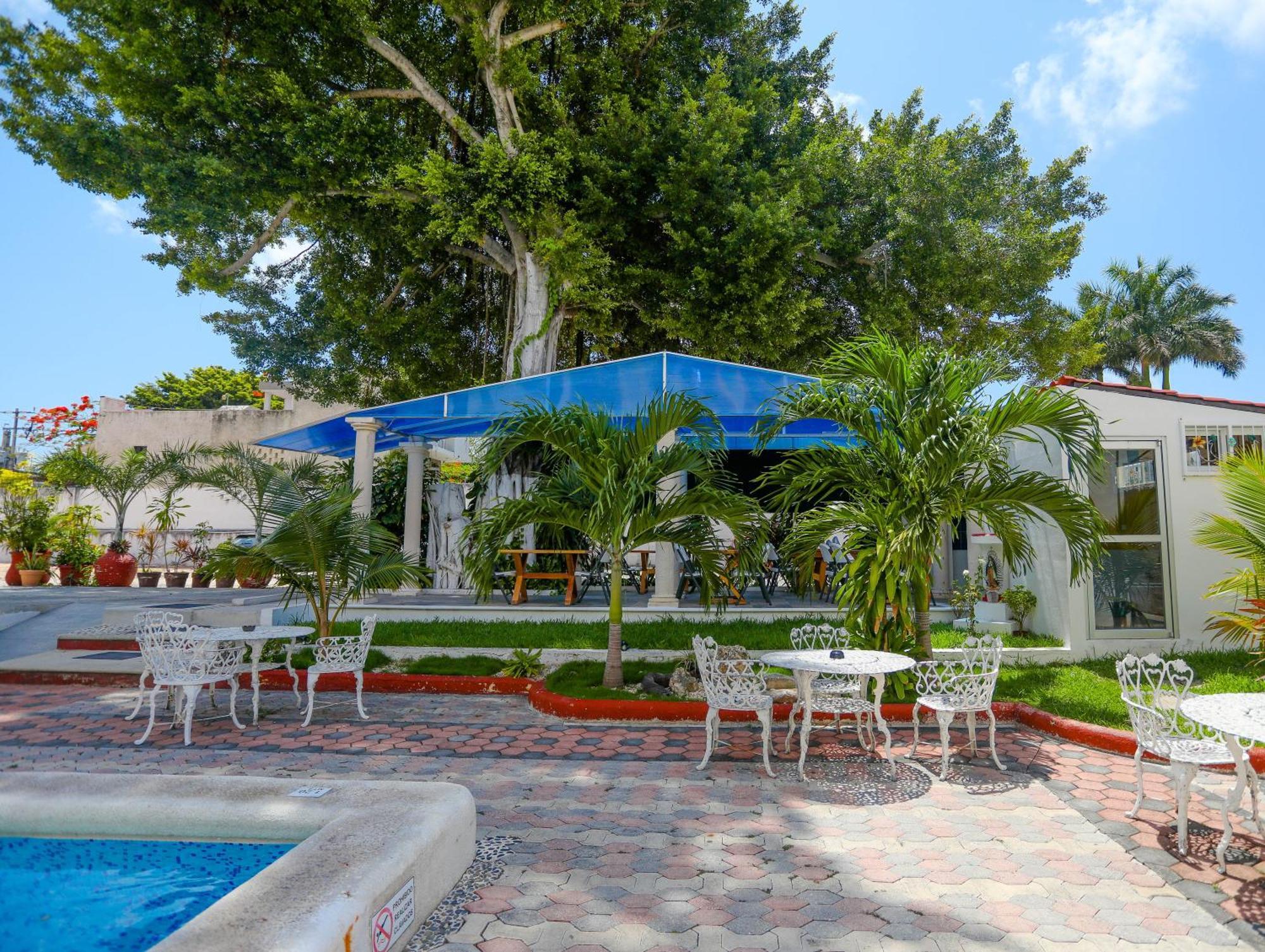 Hotel Maria de Lourdes Cancún Exterior foto